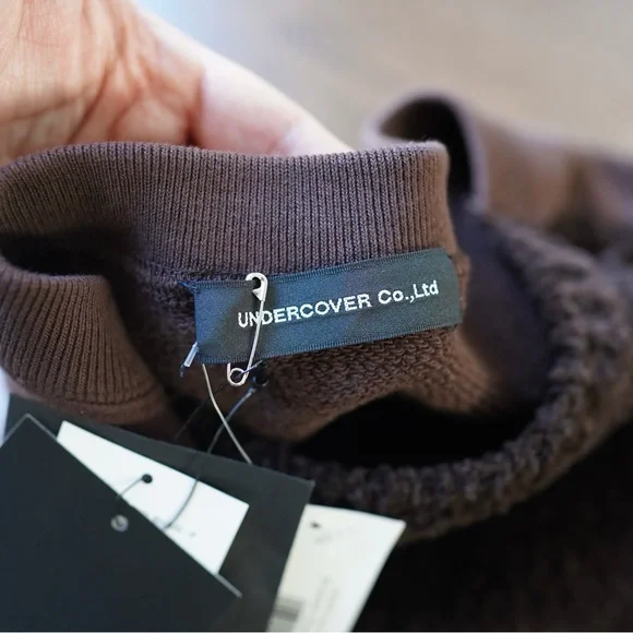 Undercover Sweater - Picture 2 of 8